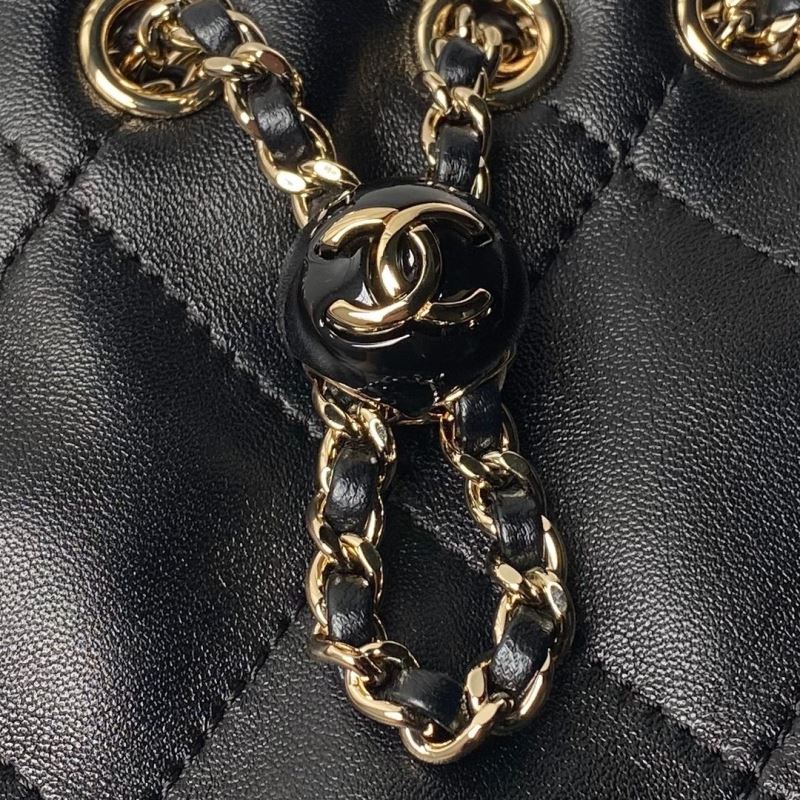 Ch**el bucket bags